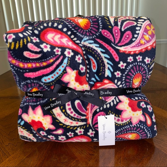 Vera Bradley Bedding Nwt Vera Bradley Throw Blanket Poshmark